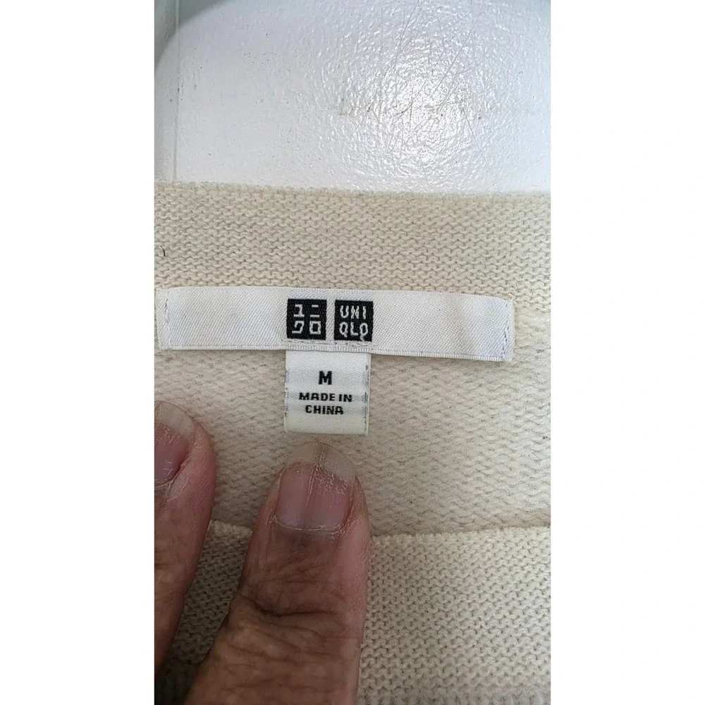 Uniqlo Women's M Beige Indie‎ Preppy Glam100% Wool Crewneck Sweater